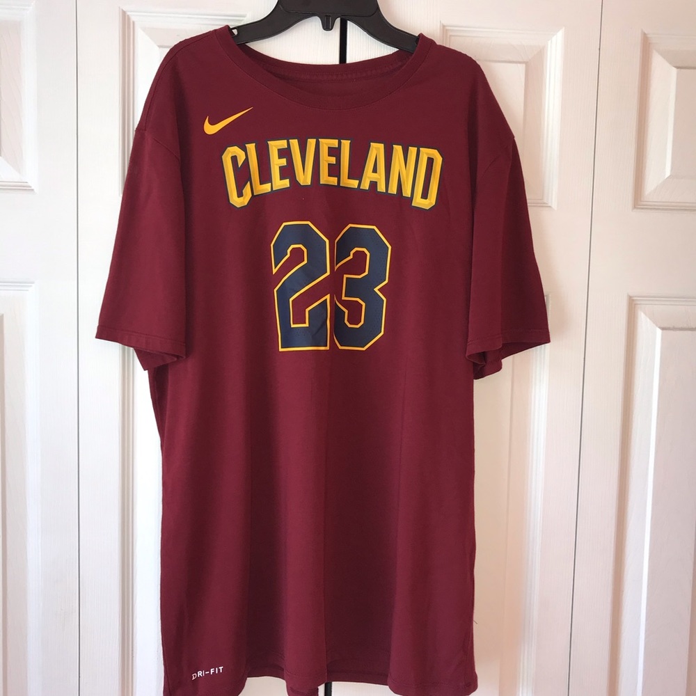 NWOT Nike Lebron James NBA Cleveland XL